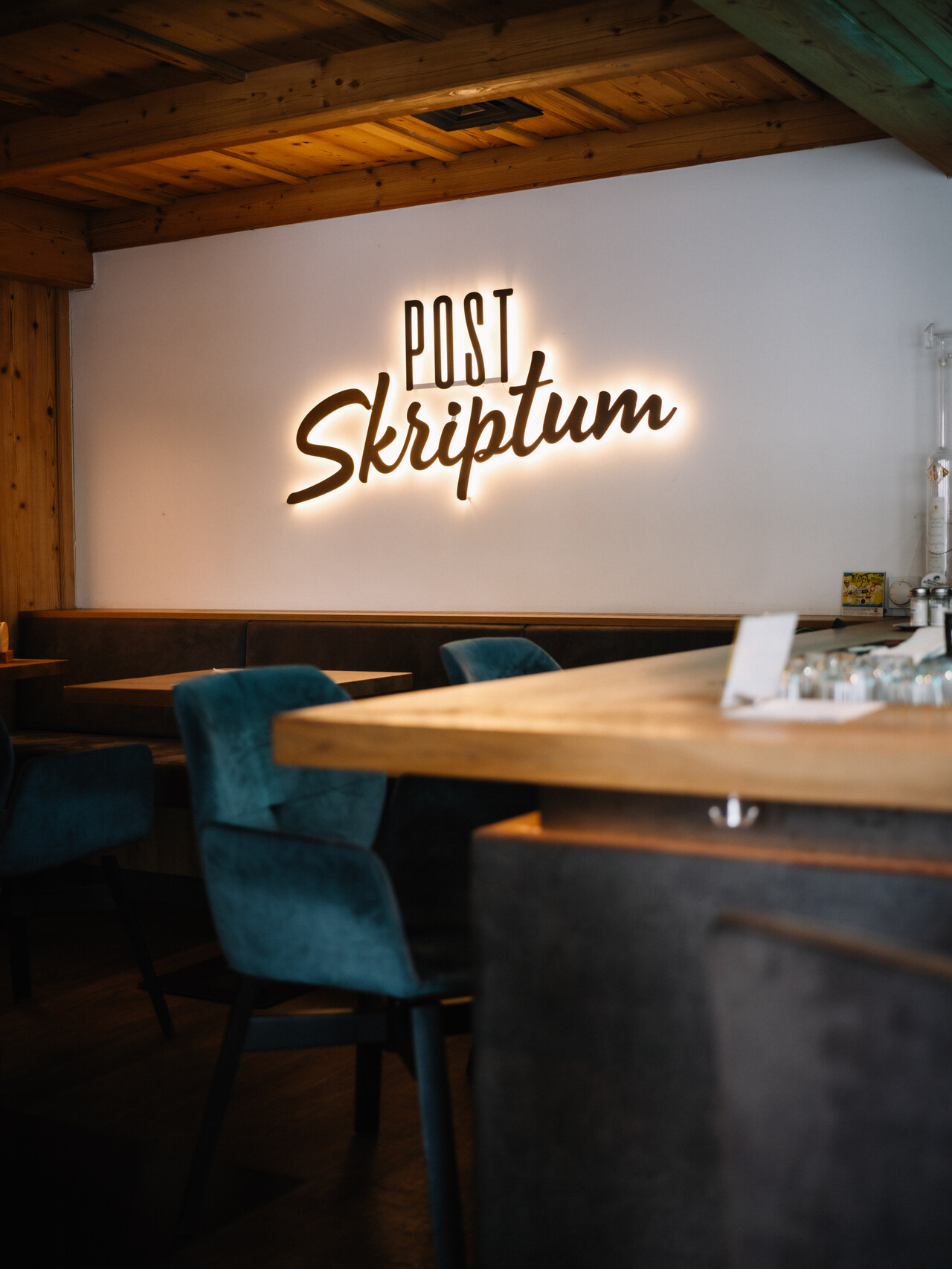 Hotel Post/Postskriptum