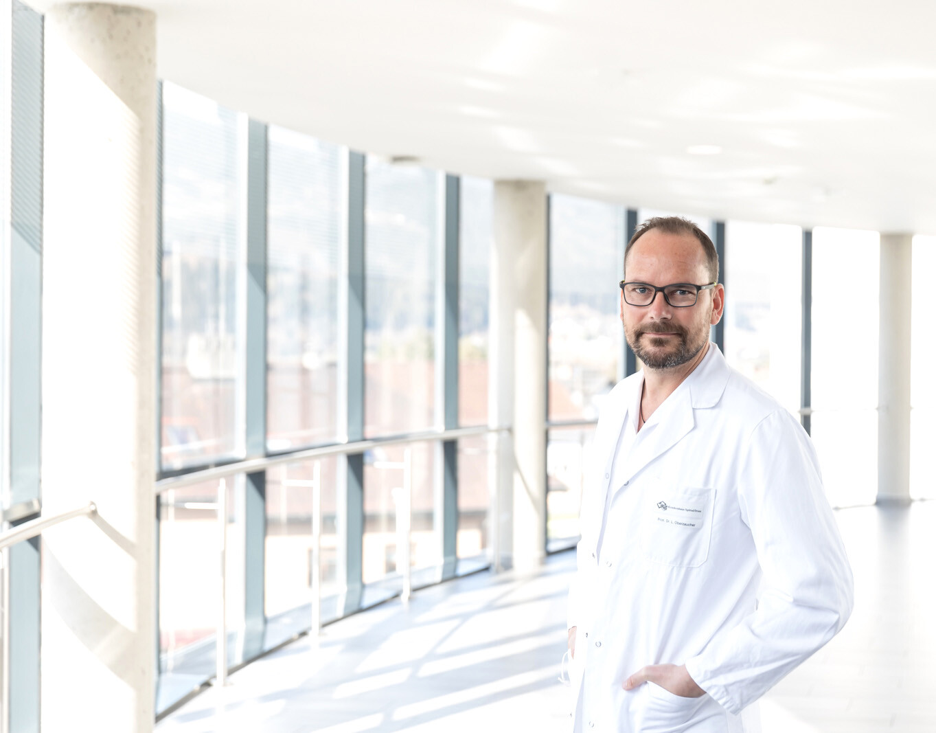 Dr. Lukas Oberzaucher