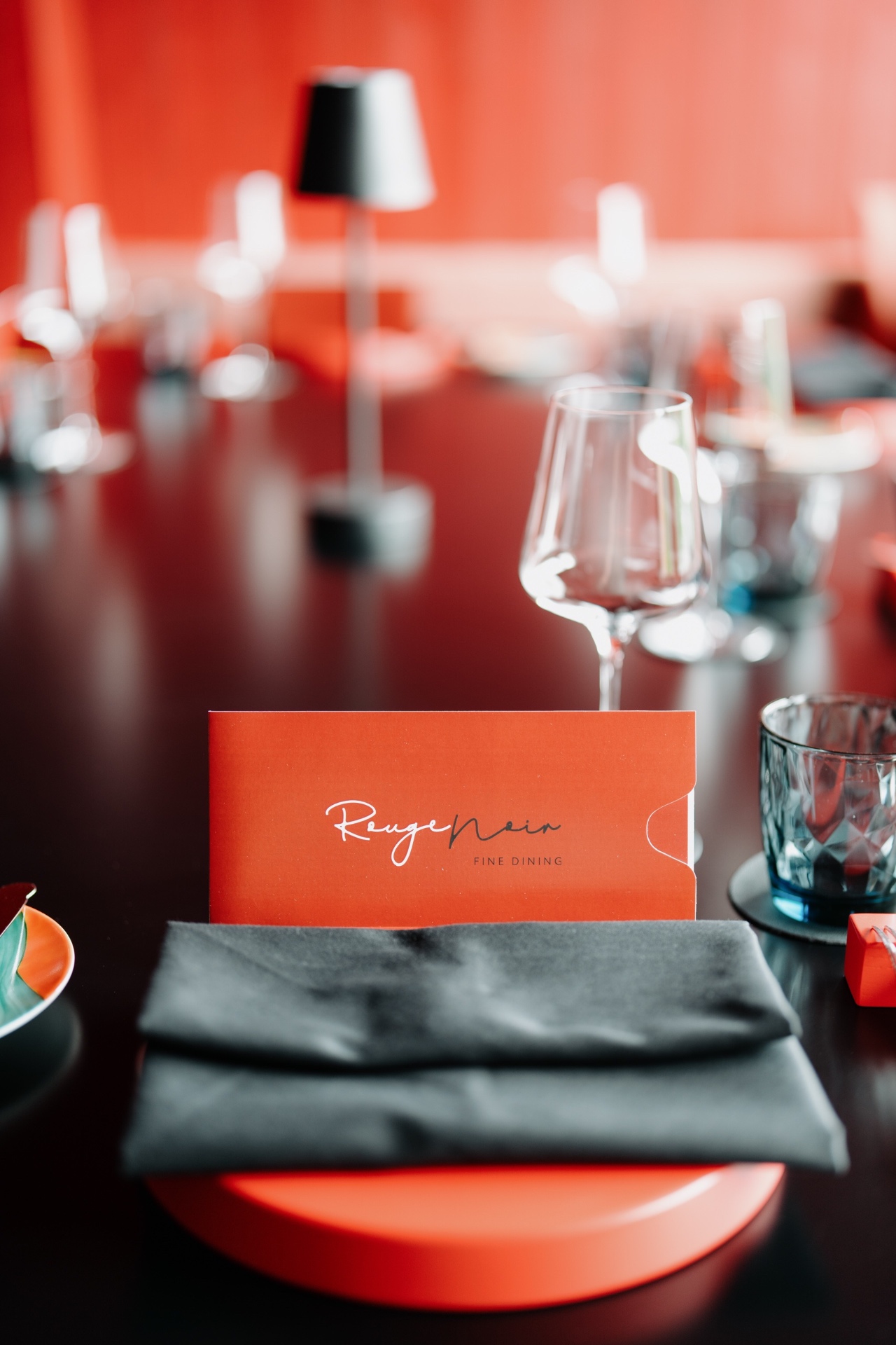 Rouge Noir